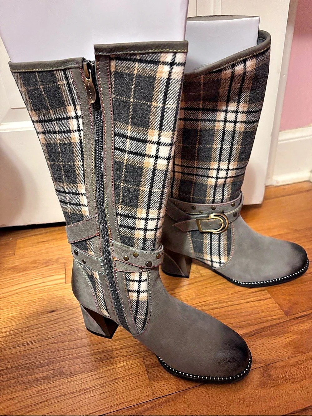 L'Artiste Plaid Heeled Boots in Gray & Brown Like New